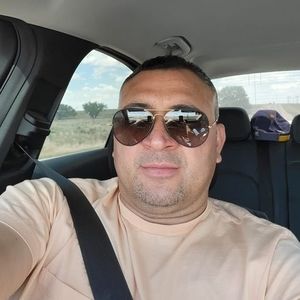 Meet your Posher, Jorge